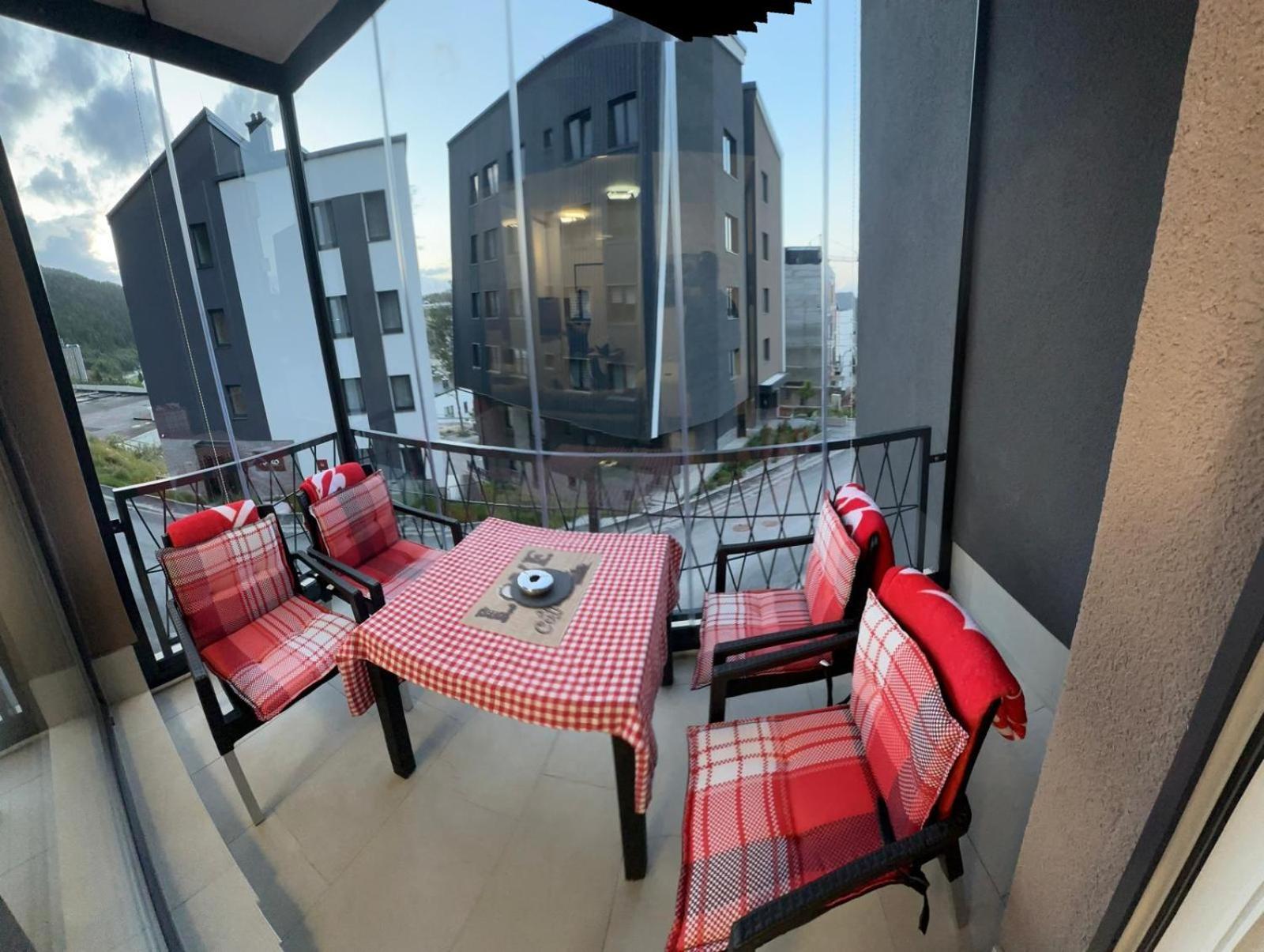 Apartment Grey Igloo